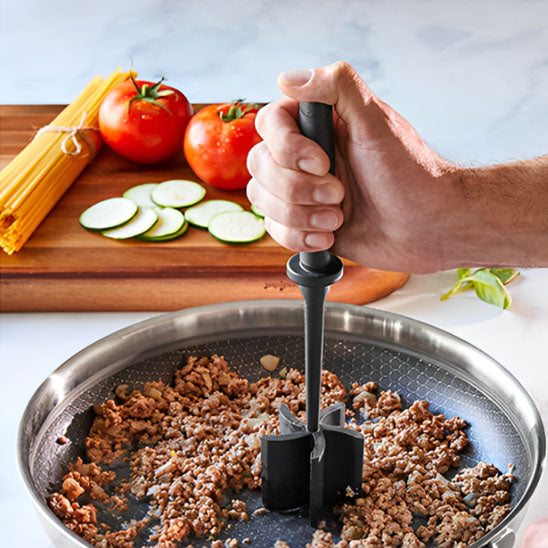 Hachoir a viande pour remuer et mélanger
