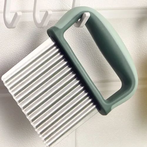 Coupe frite dentelée facile à accrocher avec crochet
