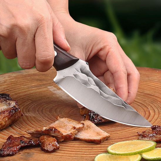 Couteau cuisine coupant du porc