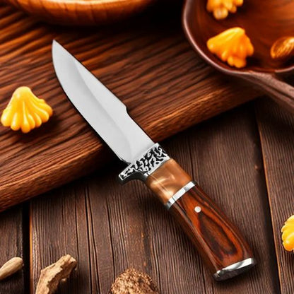 Couteau de cuisine avec manche en bois ergonomique - confort optimal et équilibre parfait
