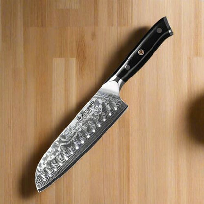 Couteau japonais Santoku design élégant complet
