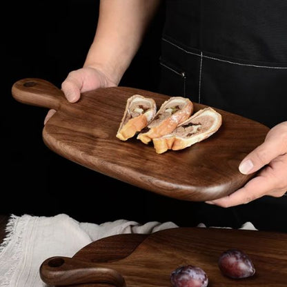 Planche à découper bois assiette présentation
