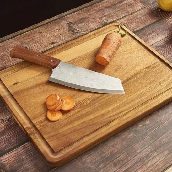 Planche a decouper bois présentation élégante
