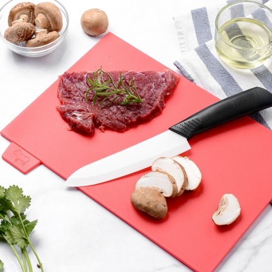 Planche a decouper plastique codes couleur anti-contamination
